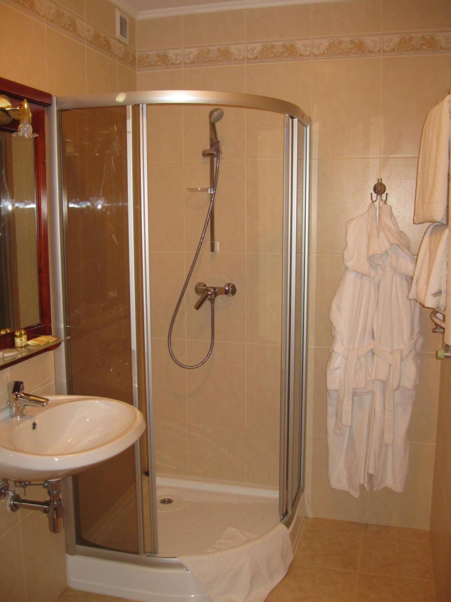 Shelter Hotel & Restaurant Kolodezhno Luaran gambar